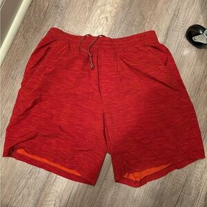 Lululemon Pacebreaker linerless 7" size medium